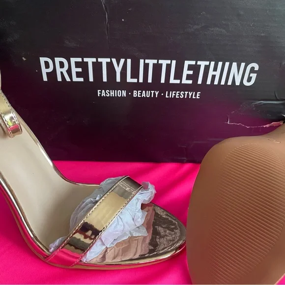 Brand new heels - Picture 1 of 2